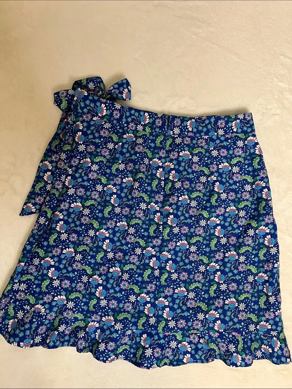 LOFT Navy Floral Wrap Skirt Size 8P NEW